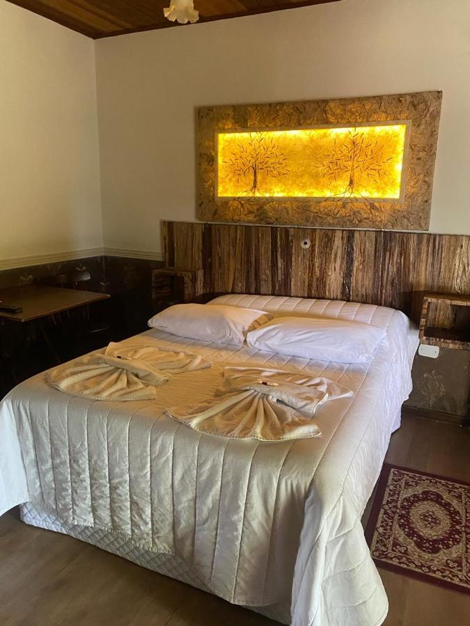 Hotel Pousada Boa Montanha มงชิแวร์จิ ภายนอก รูปภาพ