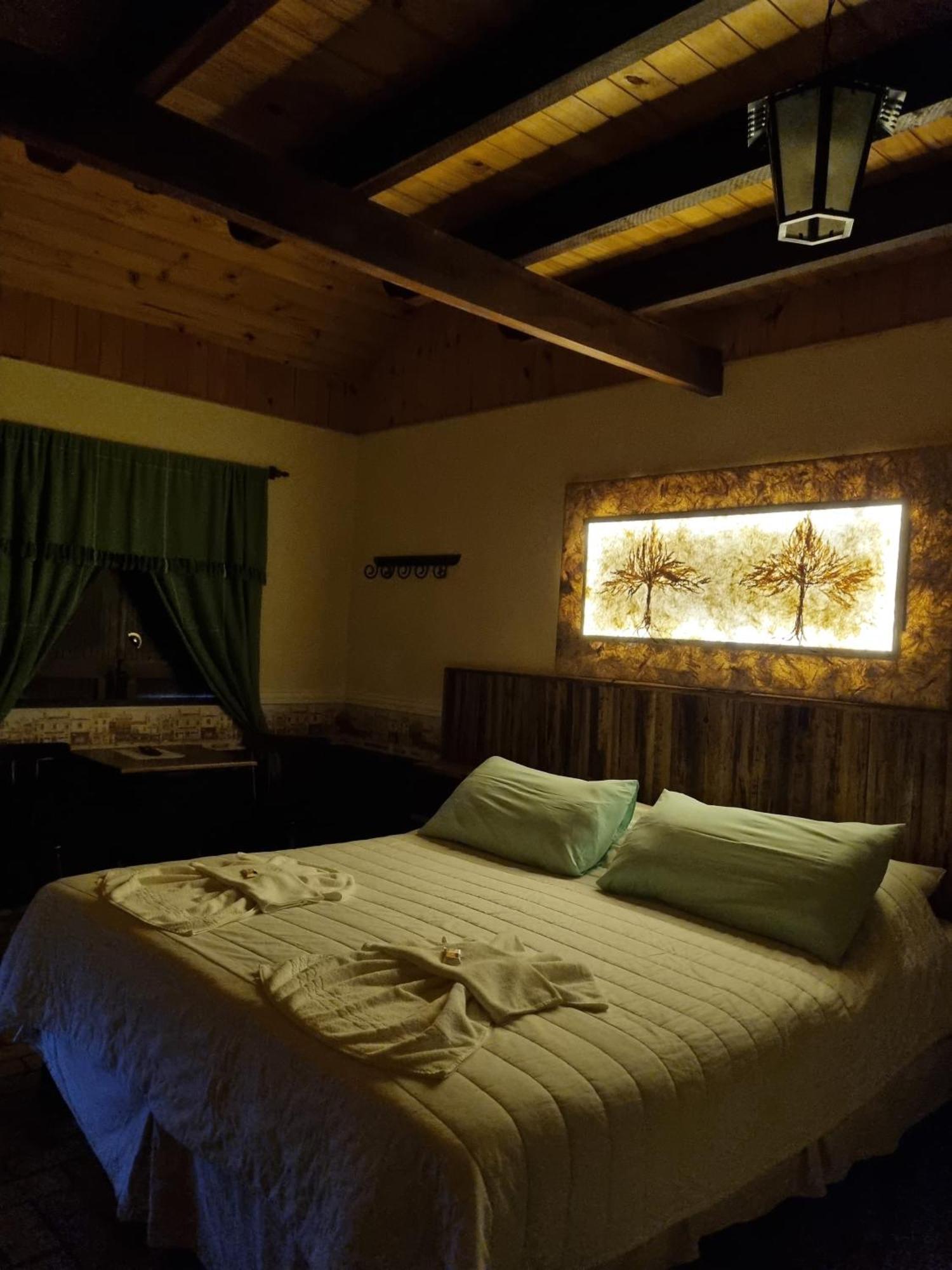 Hotel Pousada Boa Montanha มงชิแวร์จิ ภายนอก รูปภาพ