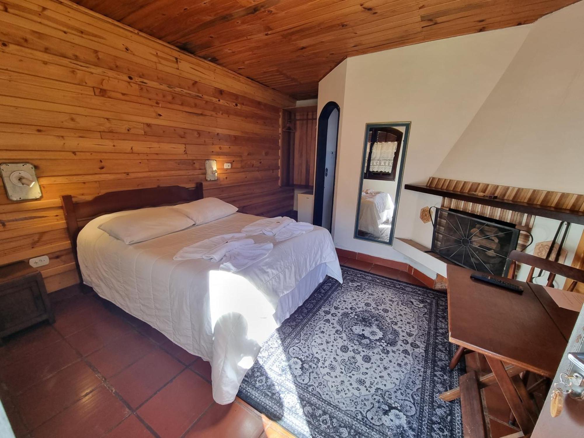 Hotel Pousada Boa Montanha มงชิแวร์จิ ภายนอก รูปภาพ